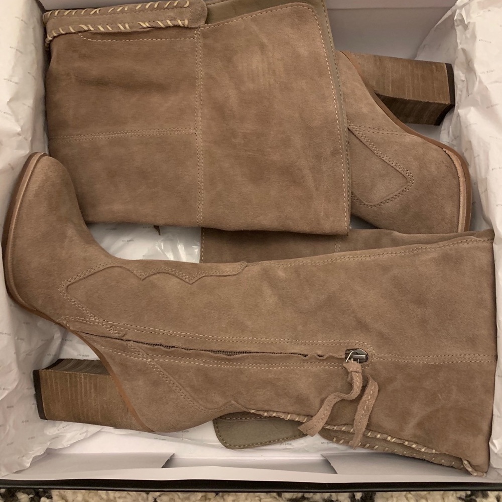 Brand New Dolce Vita Cliff Suede Boots! Size 7!